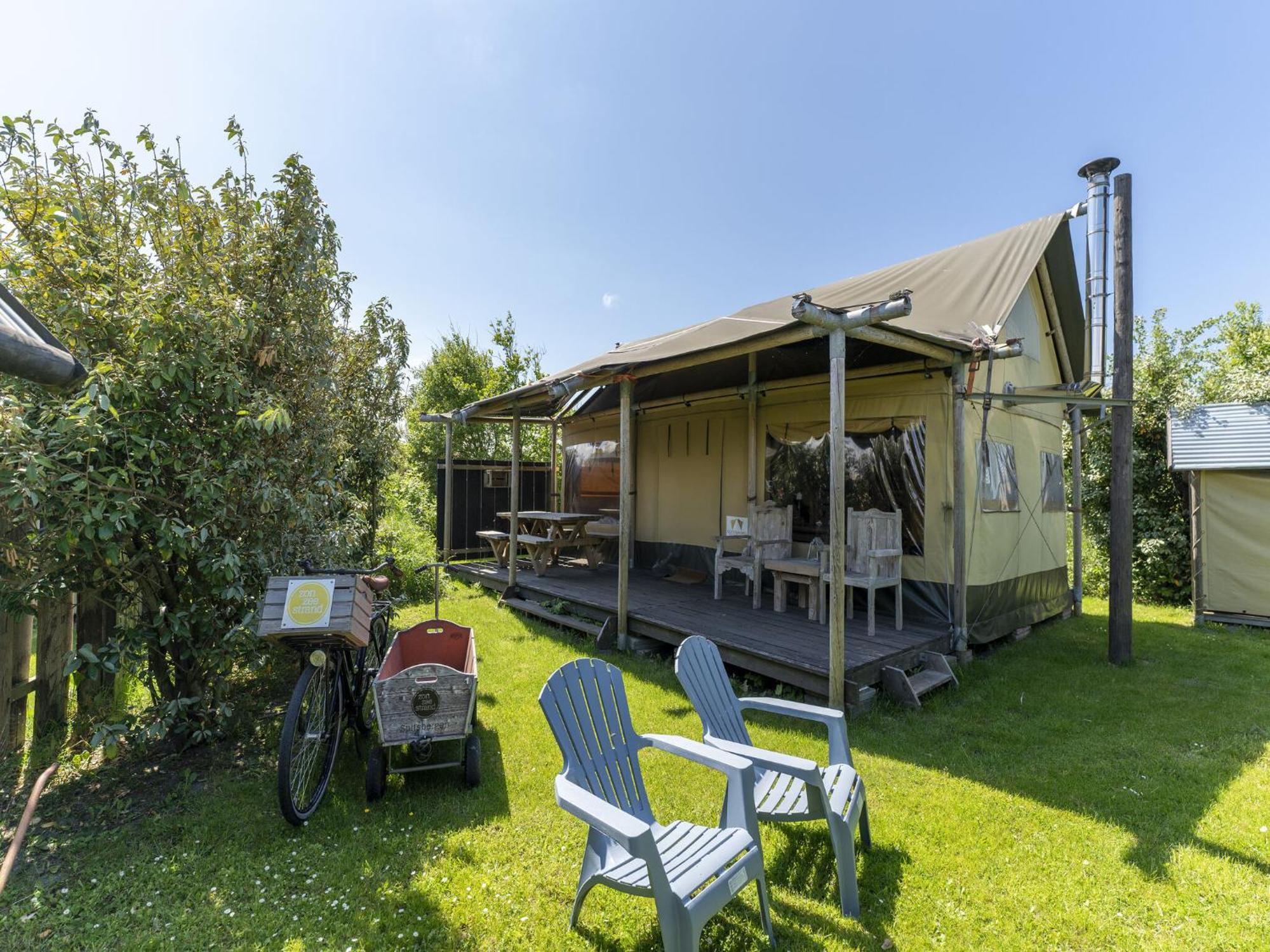 Quaint Bungalow In Callantsoog With Garden Экстерьер фото