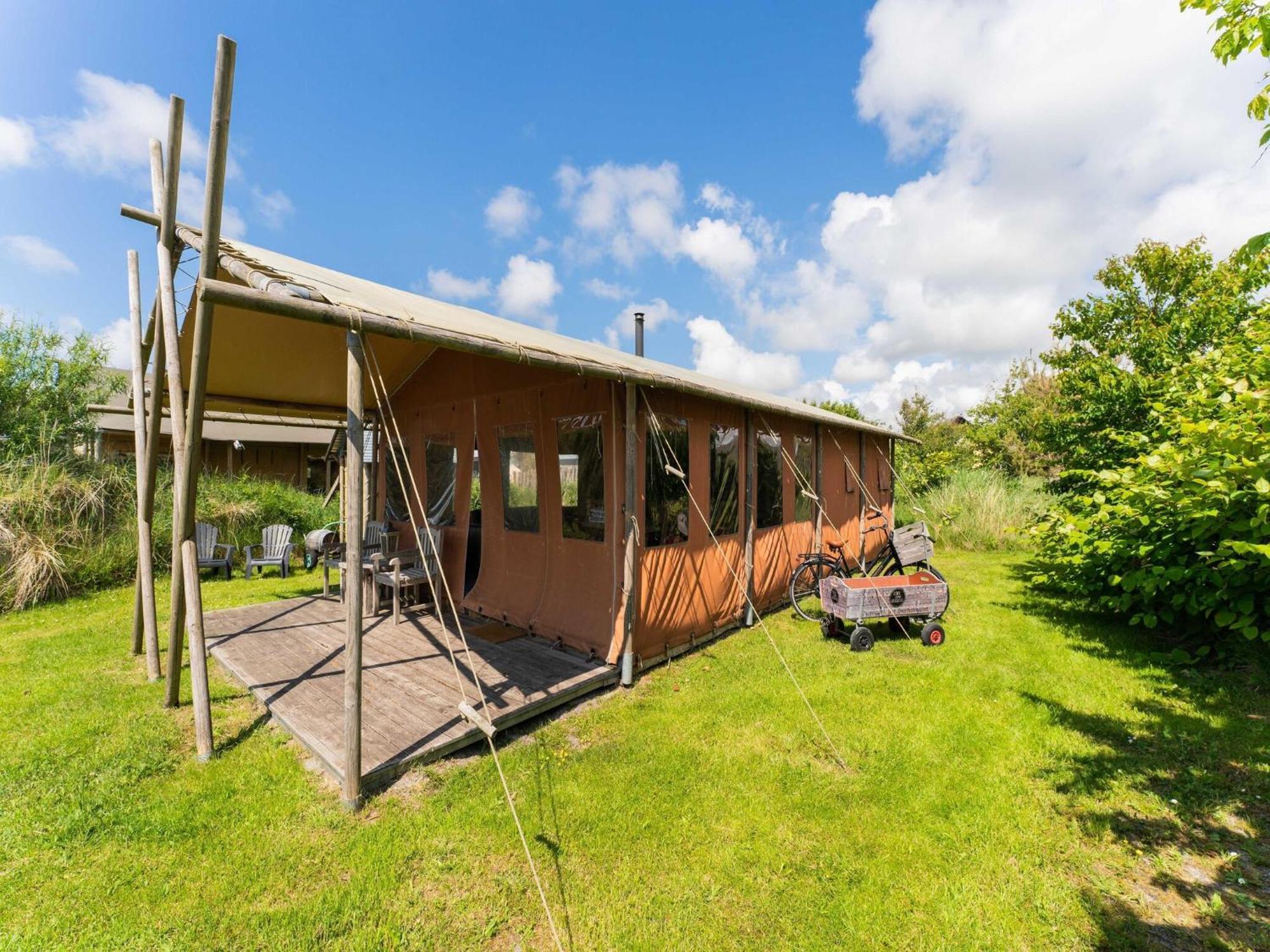 Quaint Bungalow In Callantsoog With Garden Экстерьер фото